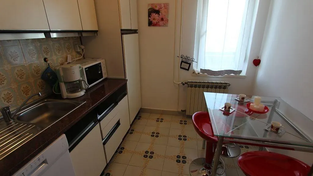 Apartment In Malinska 5