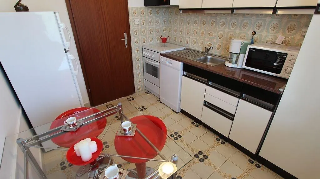 Apartment In Malinska 5