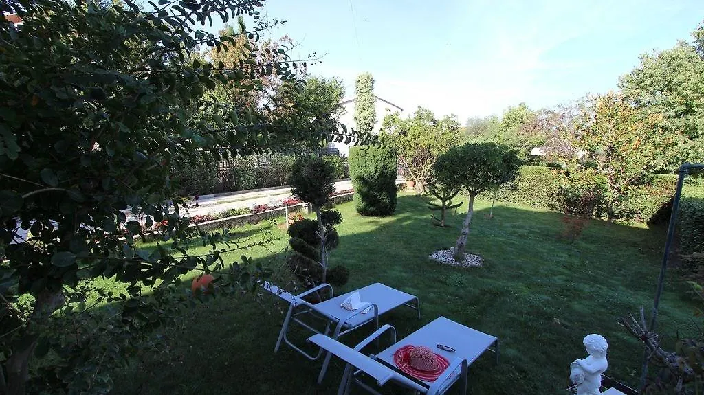 Apartment In Malinska 5