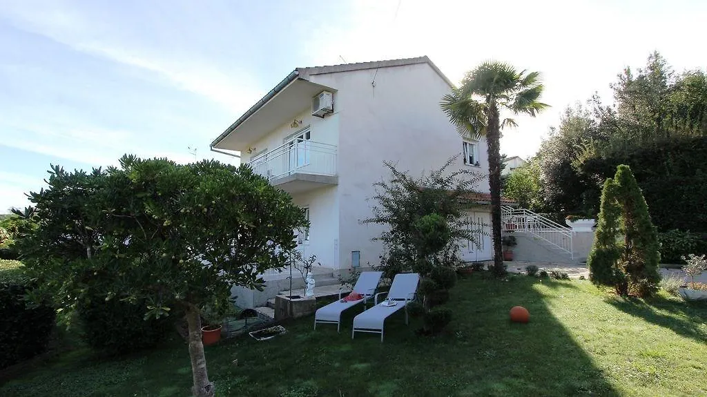 Apartment In Malinska 5